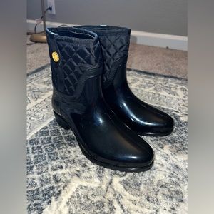 Tommy Hilfiger Black Quilted Rainboots Size 9